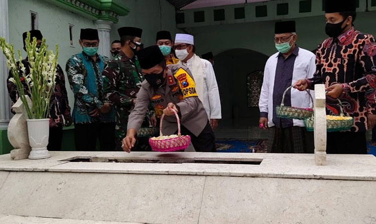 Silaturahmi ke Ponpes Jombang, Kapolda Jatim: Kami Akan Tingkatkan Operasi Yustisi
