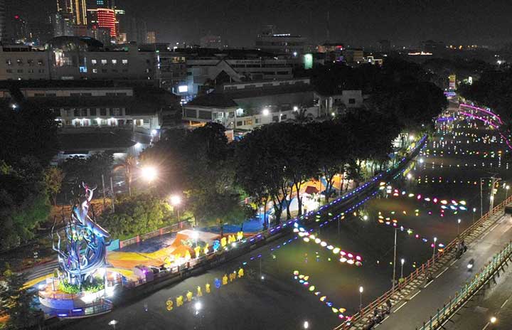 Kali Mas Makin Bersolek, Pemkot Surabaya Tiap Tahun Ganti Desain dan Warna Lampion
