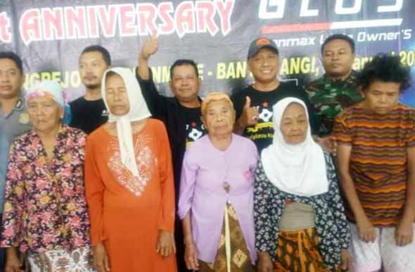 Didukung Camat Glenmore, PWG dan Glos Gelar Santunan Dhuafa di Desa Tulungrejo