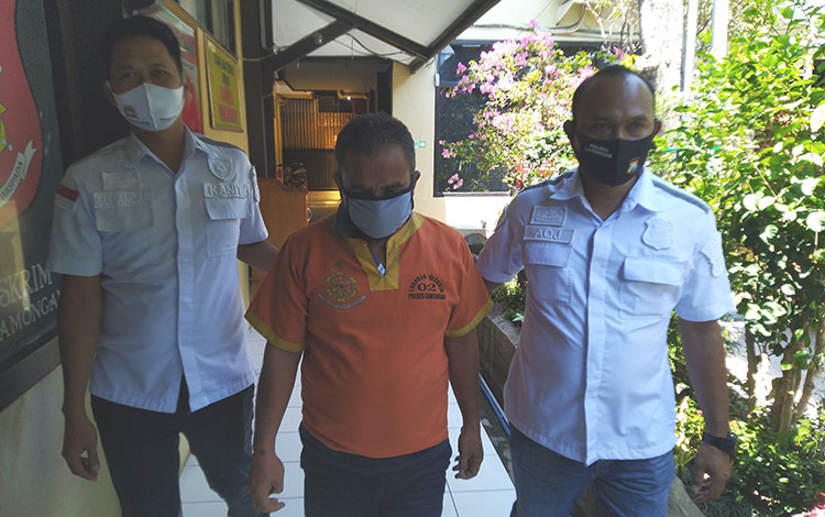 Nekat Gondol Kotak Amal, Bapak Dua Anak di Lamongan Diringkus Polisi