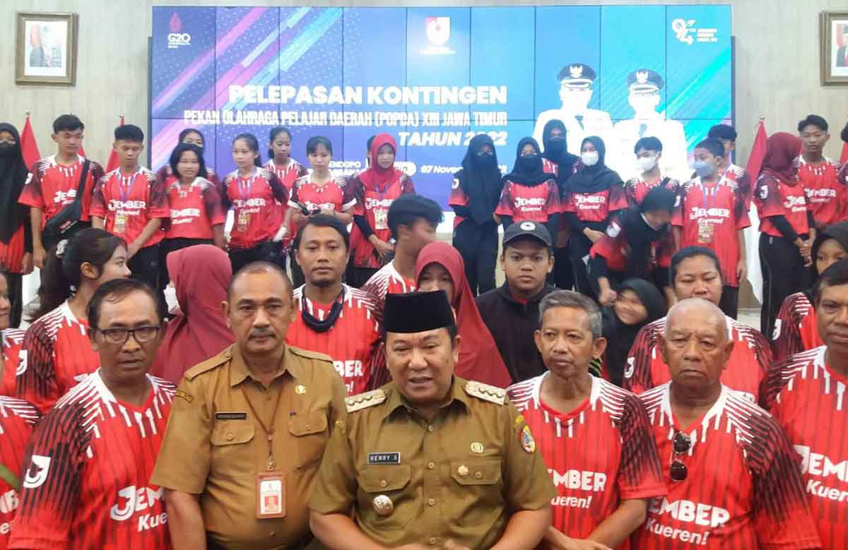 Bupati Jember Berangkatkan 87 Atlet ke Popda XIII Jawa Timur di Sidoarjo