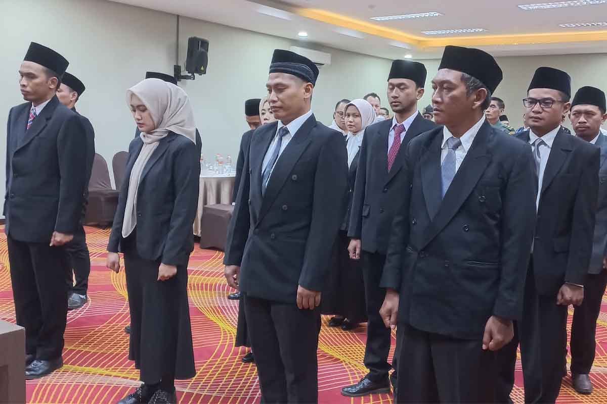 Tok! KPU Jatim Lantik 3.330 Anggota PPK Pemilu 2024