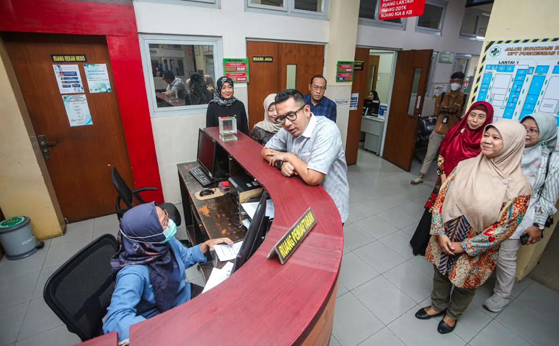 Pj Wali Kota Mojokerto Pastikan Pelayanan Kesehatan Tetap Layani Masyarakat Saat Libur Lebaran