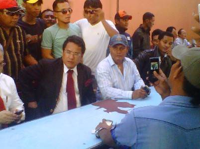 Ketika Hotman Paris Sidang di Surabaya: Heboh