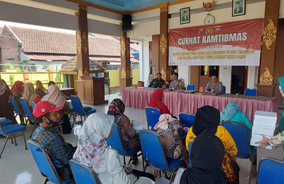 Curhat Kamtibmas yang digelar Satbinmas Polresta Sidoarjo di Desa Sidomulyo.