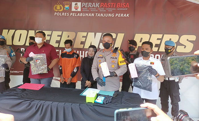 Satreskrim Polres Pelabuhan Tanjung Perak Tangkap Pelaku Pembacokan di Tambak Asri
