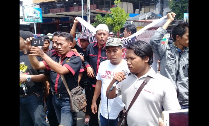 Demo Lagi, Seratu Tuntut Dokumen Kontrak Kerja Proyek Umbulan Dipublikasikan